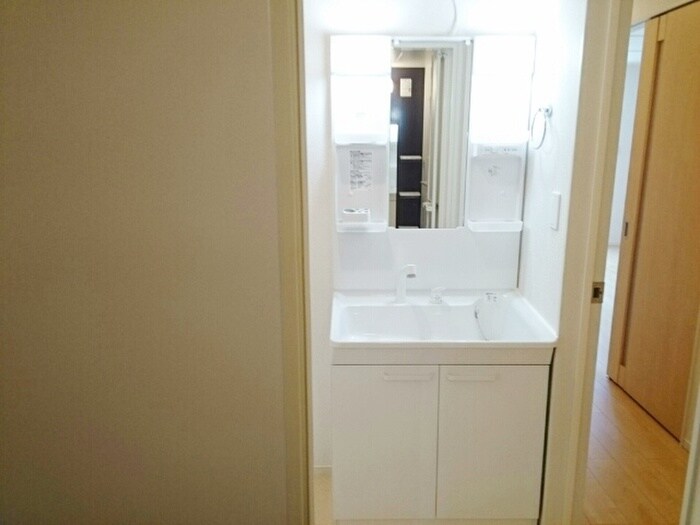 物件内観写真6　(洗面)