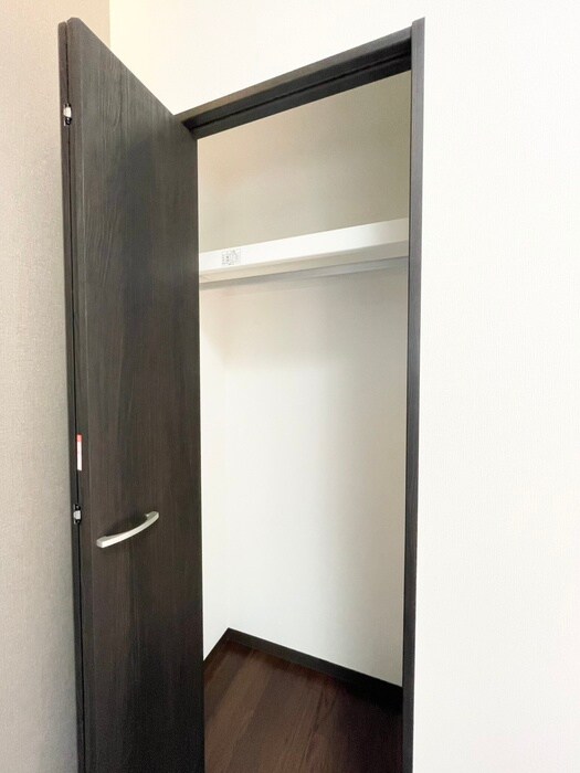 物件内観写真10　(収納)