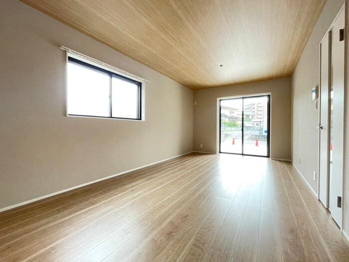 物件内観写真16　(居室)