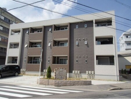 アプリコット　ネオ外観写真