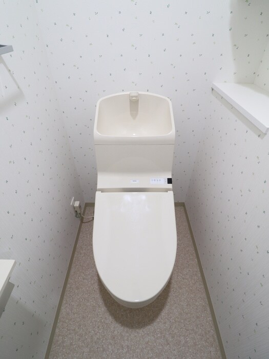 物件内観写真11　(トイレ)