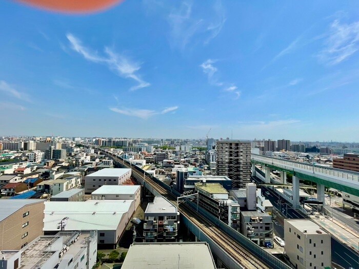 物件内観写真7　(室内からの展望)