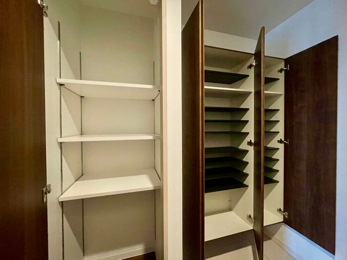 物件内観写真8　(靴箱)