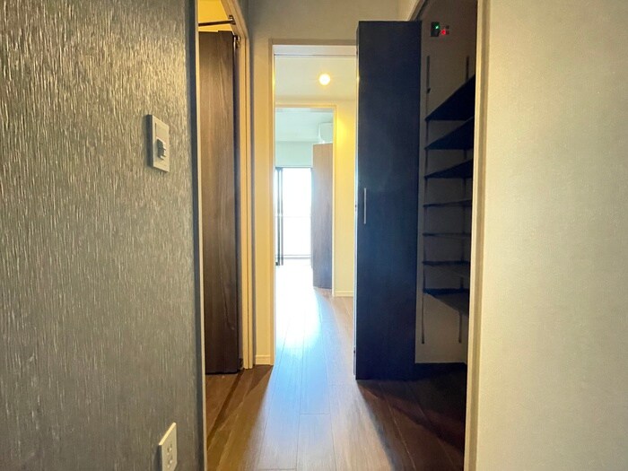 物件内観写真16　(廊下)