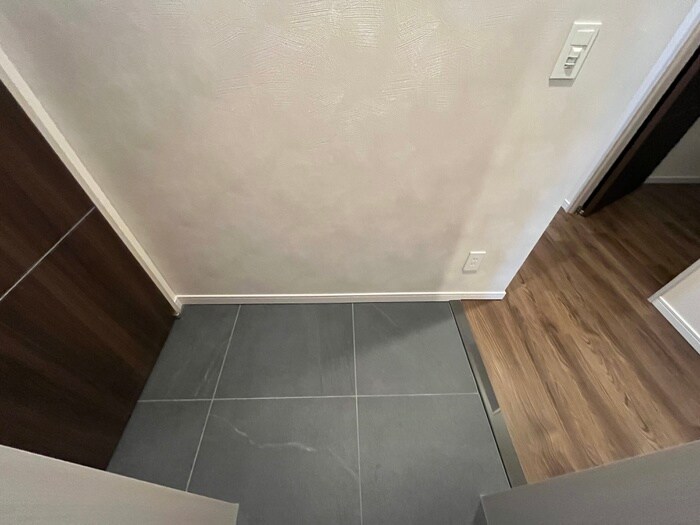 物件内観写真17　(玄関)