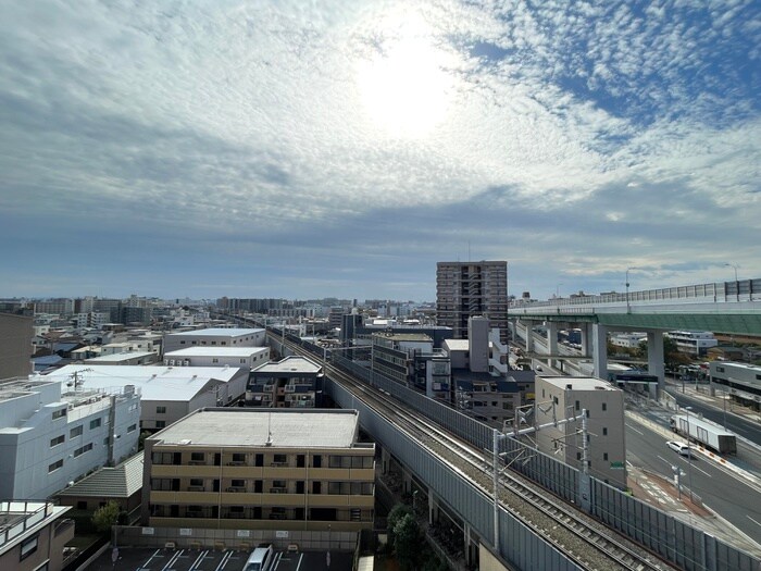 物件内観写真22　(室内からの展望)