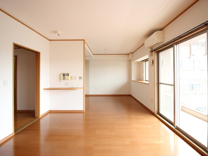 サンリット一番館の居室