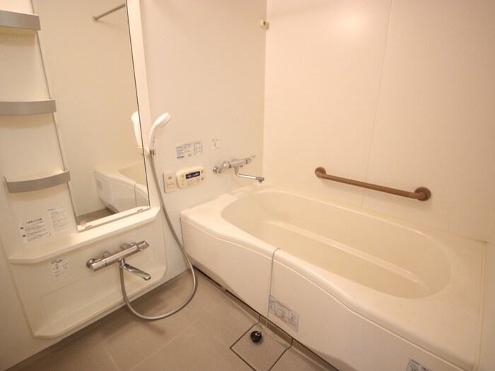 サンリット一番館のバス