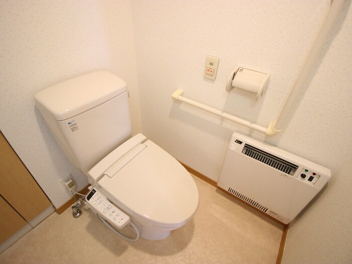 物件内観写真13　(トイレ)