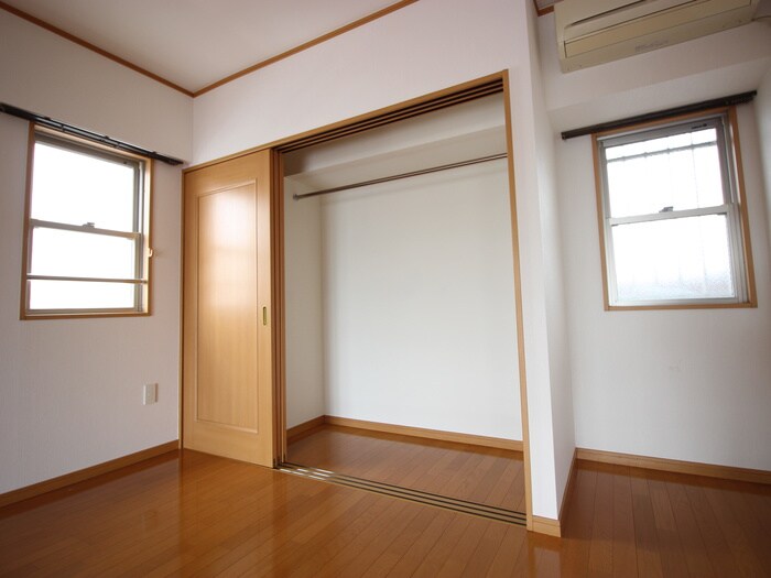 物件内観写真22　(収納)