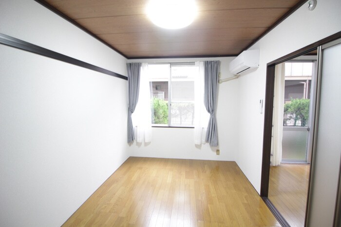 物件内観写真17　(居室)