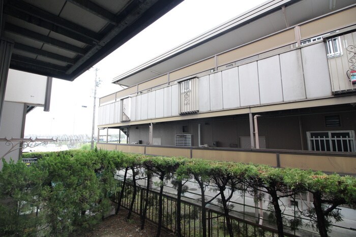 物件内観写真22　(室内からの展望)