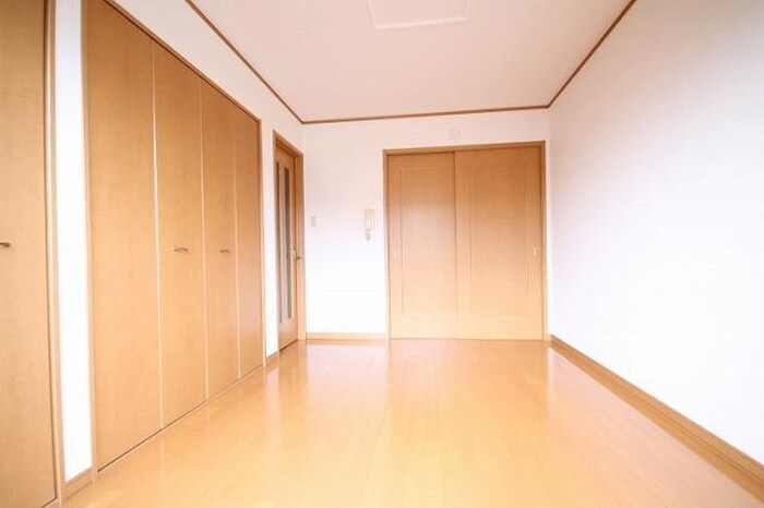 物件内観写真17　(居室)