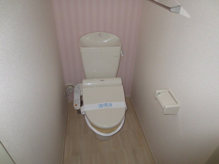 物件内観写真15　(トイレ)