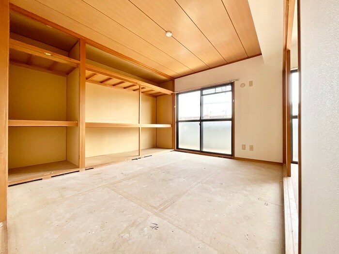 物件内観写真11　(居室)