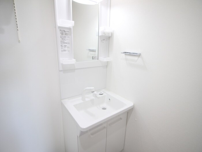 物件内観写真10　(洗面)