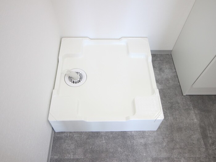 物件内観写真13　(洗濯機置場)