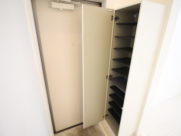 物件内観写真17　(靴箱)