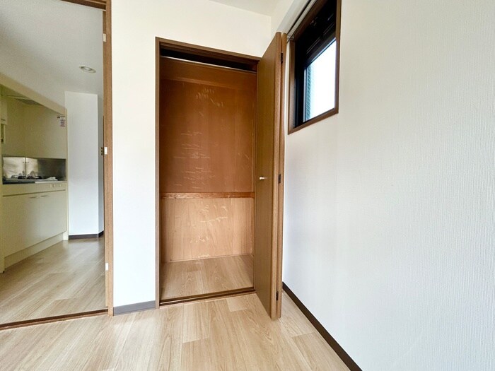 物件内観写真10　(収納)