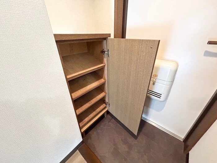 物件内観写真17　(靴箱)