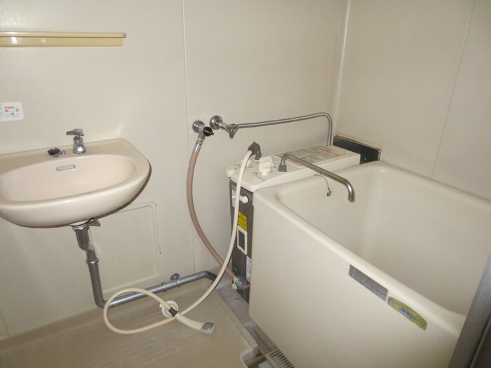 物件内観写真10　(バス／シャワールーム等)