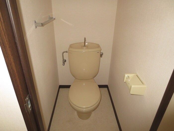 物件内観写真11　(トイレ)