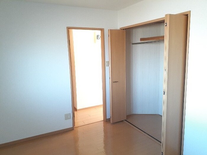 物件内観写真11　(収納)