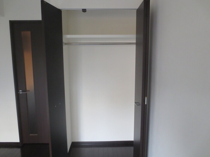 物件内観写真8　(収納)