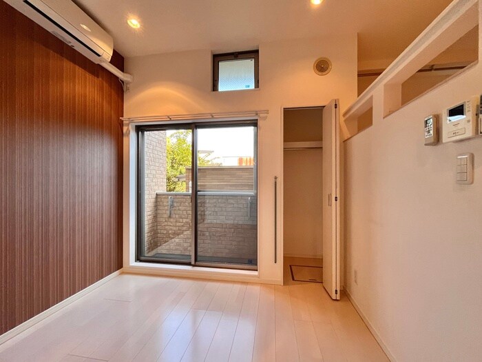 物件内観写真7　(居室)