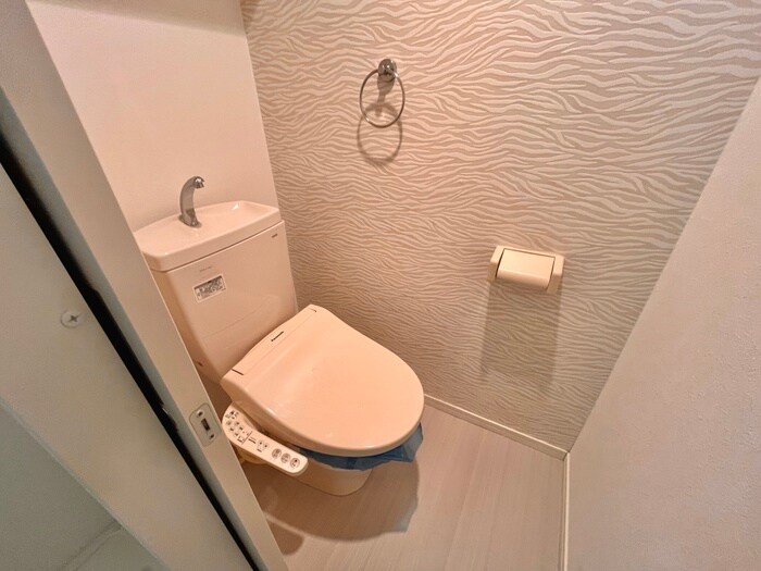 物件内観写真17　(トイレ)