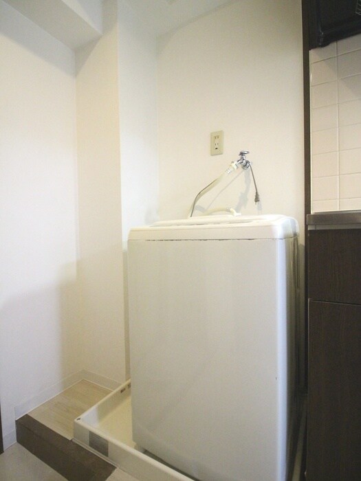 物件内観写真19　(洗濯機置場)