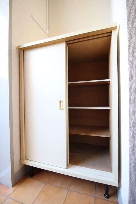 物件内観写真17　(靴箱)