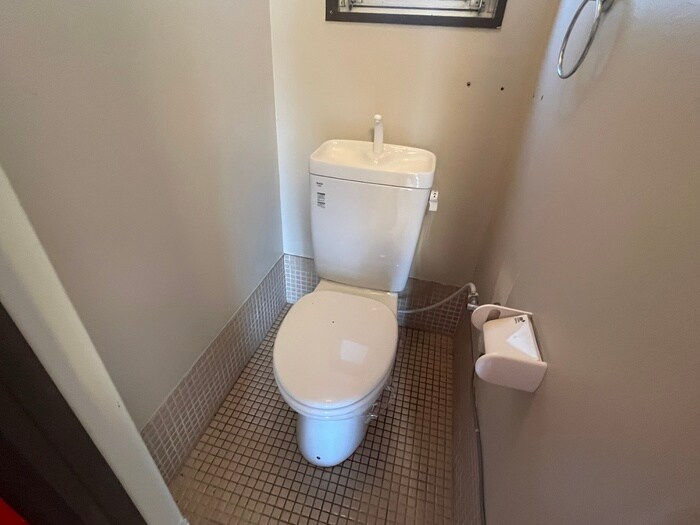 物件内観写真17　(トイレ)