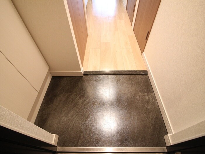 物件内観写真20　(玄関)