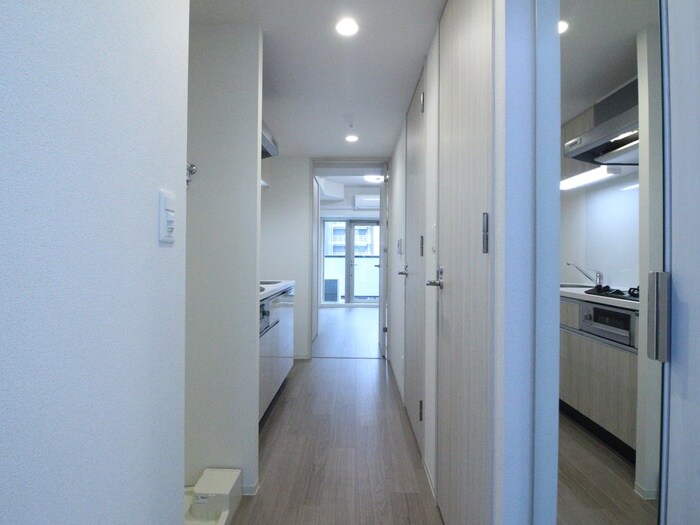 物件内観写真17　(廊下)