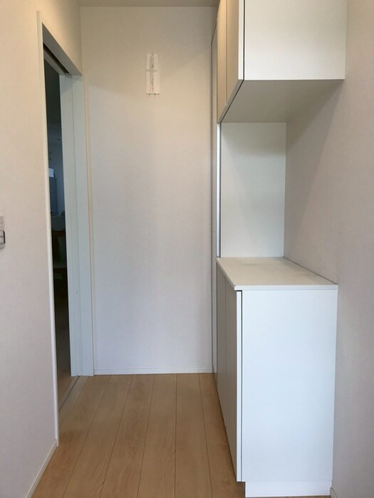 物件内観写真15　(玄関)