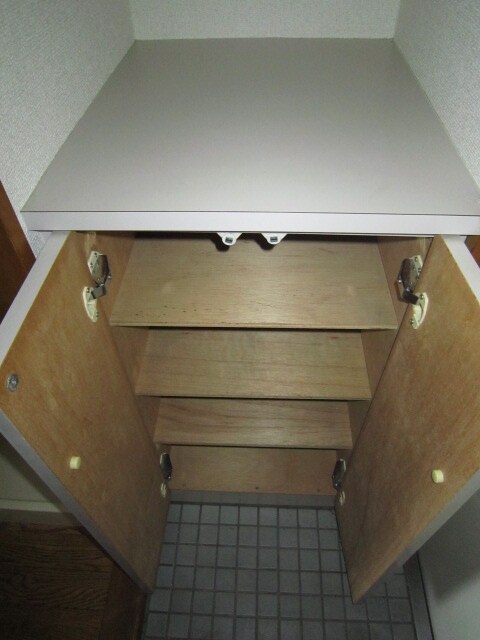 物件内観写真10　(靴箱)