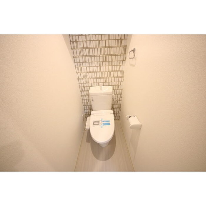 物件内観写真12　(トイレ)