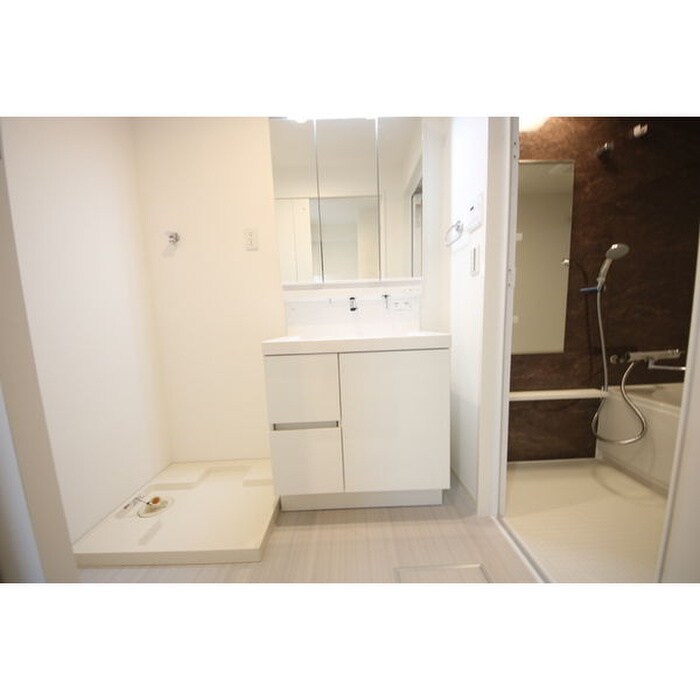 物件内観写真13　(洗面)