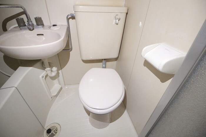 物件内観写真12　(トイレ)