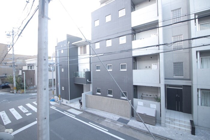 物件内観写真15　(室内からの展望)