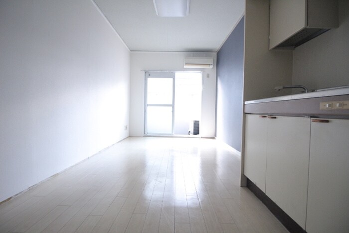 物件内観写真21　(居室)