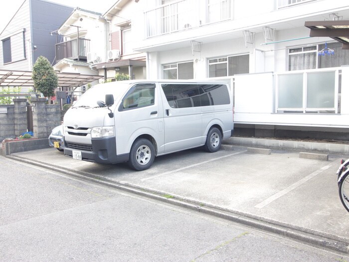 美杉マンションの駐車場