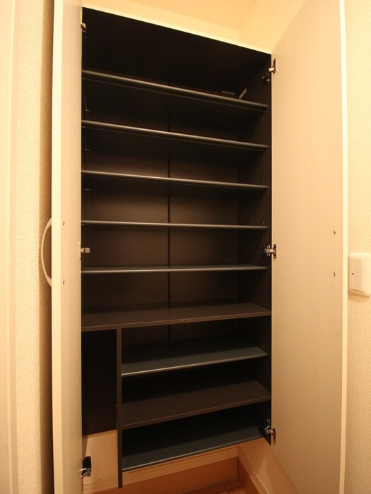 物件内観写真18　(靴箱)