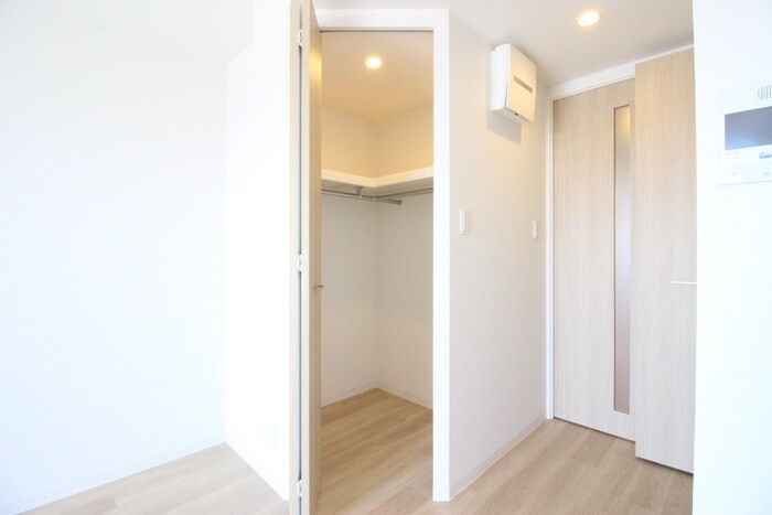 物件内観写真13　(収納)