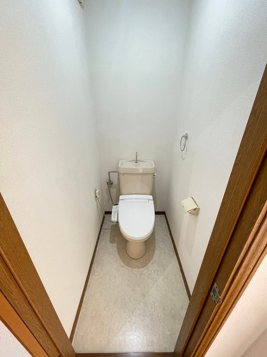 物件内観写真11　(トイレ)
