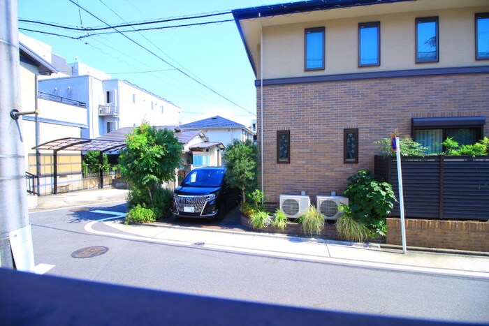 物件内観写真14　(室内からの展望)