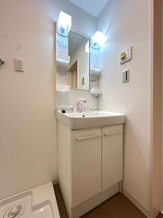 物件内観写真13　(洗面)