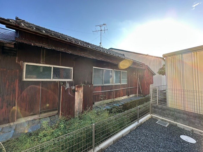 物件内観写真16　(室内からの展望)