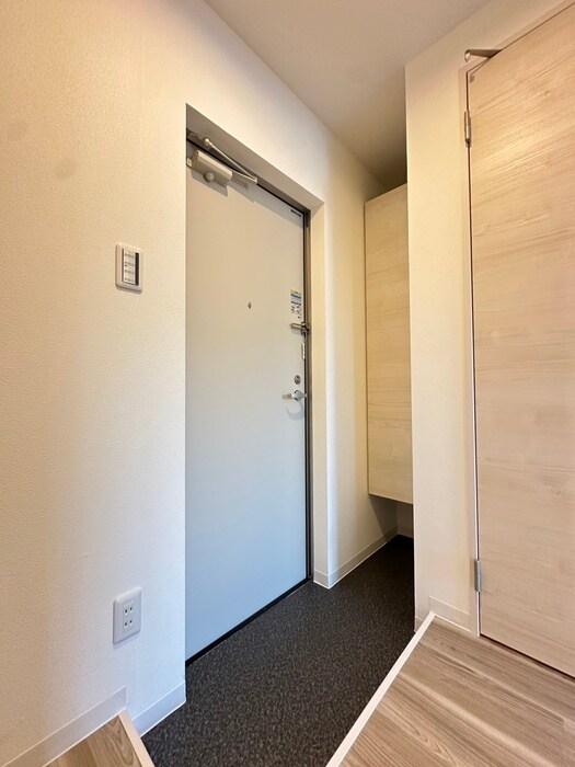 物件内観写真17　(玄関)